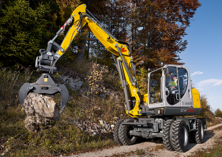 Excavatrice sur pneus Wacker Neuson EW 100