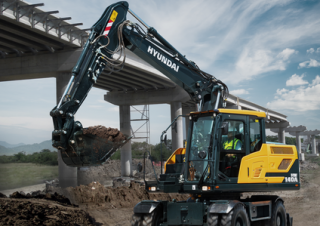 Excavatrice sur pneus Hyundai HW140A