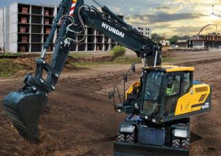 Excavatrice sur pneus Hyundai HW160A