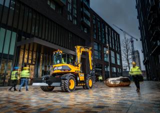 Excavatrice sur pneus JCB Hydradig 110W