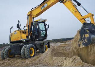Excavatrice sur pneus JCB JS145W