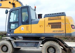 Excavatrice sur pneus XCMG XE210WD