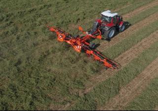 Faneuses rotatives Kuhn GF 8703 T