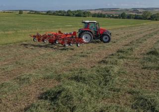 Faneuses rotatives Kuhn GF 8703 T
