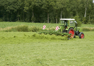Faneuses rotatives Krone KW 6.72/6