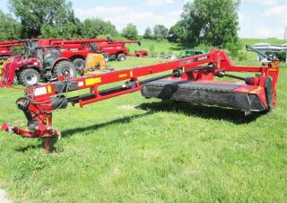 Faucheuse à disque traîné avec conditionneur Case IH DC163