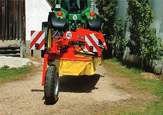 Faucheuse à disque traîné avec conditionneur Fella SM 311 TRANS-KC