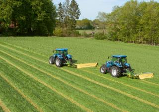 Faucheuses  arrières disques sans conditionneurs Krone ActivMow R 360