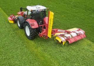 Faucheuses  arrières disques sans conditionneurs Pöttinger NovaCat 302 CF