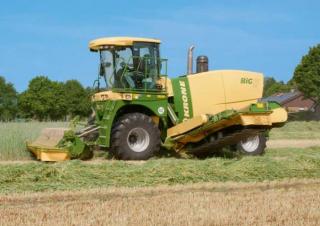 Faucheuses automotrices Krone Big M 420 CV
