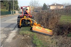 Équipement maintenance  estival Faucheuses pour talus Berti TA/LI 145