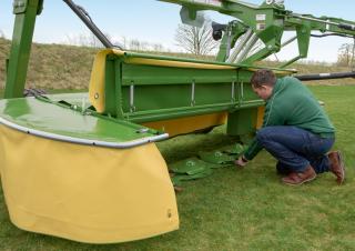 Faucheuse à disque traîné sans conditionneur Krone EasyCut TS 320