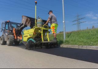 Finisseur d'asphalte sur roues Ammann AFW 150-2