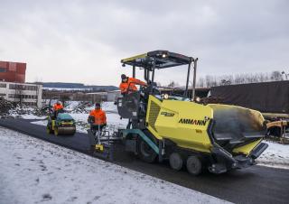 Finisseur d'asphalte sur roues Ammann AFW 400-3