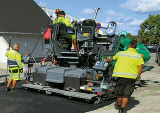 Finisseur d'asphalte sur roues Vögele Super 1003i