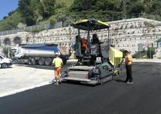 Finisseurs de chaussée sur chenilles Ammann AFT 400-3