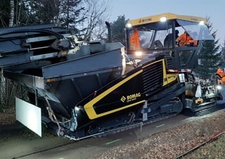 Finisseurs de chaussée sur chenilles Bomag BF 700 C 3 S 500