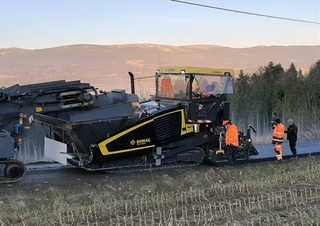 Finisseurs de chaussée sur chenilles Bomag BF 700 C 3 S 600