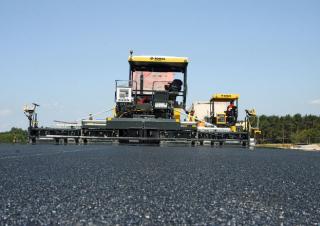 Finisseurs de chaussée sur chenilles Bomag BF 800 C 2 S 500