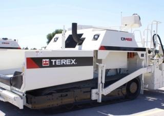 Finisseurs de chaussée sur chenilles Terex CR462