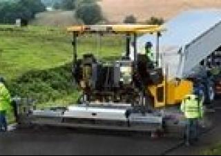 Finisseurs de chaussée sur chenilles Volvo P6820D ABG