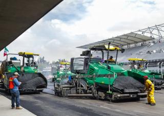 Finisseurs de chaussée sur chenilles Vögele Super 1800-3i SprayJet