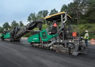 Finisseurs de chaussée sur chenilles Vögele Super 2000-3i