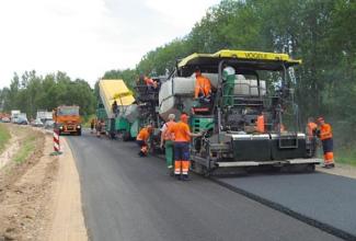 Finisseurs de chaussée sur chenilles Vögele Super 2100-2