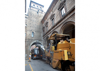 Découpeuse de chaussée Caterpillar PM200 - 2,0M