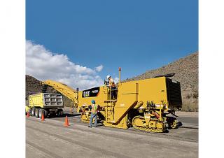 Découpeuse de chaussée Caterpillar PM201