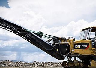 Découpeuse de chaussée Caterpillar PM622