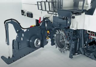 Découpeuse de chaussée Wirtgen W 210 Fi
