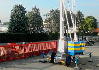 Grues à tour - tourneur inférieur Condecta E 2407 HS