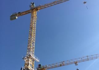 Grues à tour - tourneur supérieur FM-Gru 1040 TLX