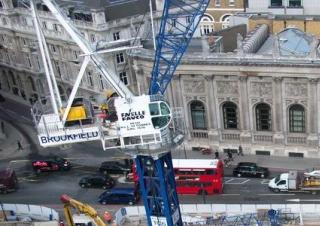 Grues à tour - tourneur supérieur Kroll K-2500