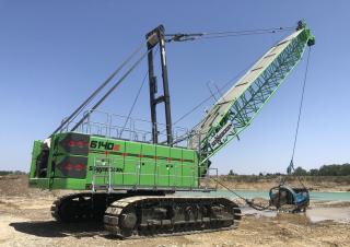 Grues à chenilles - flèche treillis Sennebogen 6140E
