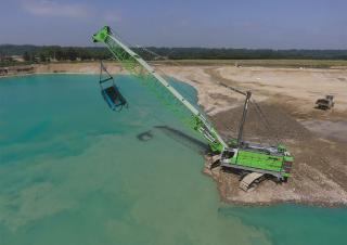 Grues à chenilles - flèche treillis Sennebogen 6140E