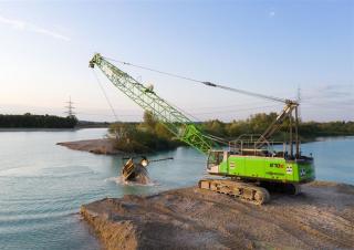 Grues à chenilles - flèche treillis Sennebogen 670E