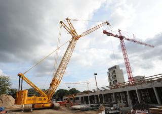 Grues à chenilles - flèche treillis Sennebogen 7700G