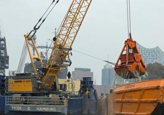 Grues à chenilles - flèche treillis Liebherr HS 8100