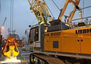 Grues à chenilles - flèche treillis Liebherr HS 8100