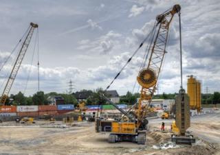 Grues à chenilles - flèche treillis Liebherr HS 8130