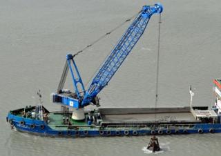 Grues à chenilles - flèche treillis Liebherr HS 895 HD