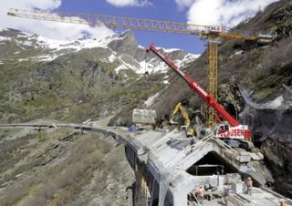 Grues à chenilles téléscopique Liebherr LTR 1060