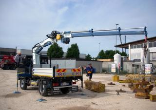 Grues de chargement hydrauliques Cormach 4000 E1