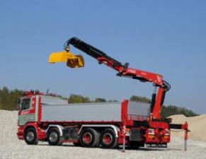 Grues de chargement hydrauliques Fassi F 215 AC 0.24 e-active