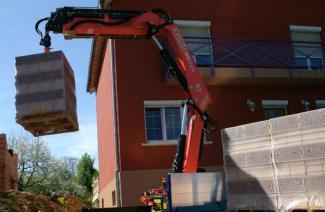 Grues de chargement hydrauliques Fassi F 215 AC 2.24 e-dynamic