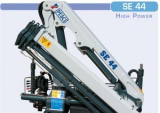 Grues de chargement hydrauliques Pesci SE 44