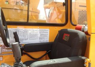 Grues mobiles industrielles Broderson IC-400