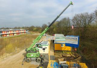 Grues mobiles  télescopiques Sennebogen 613E
